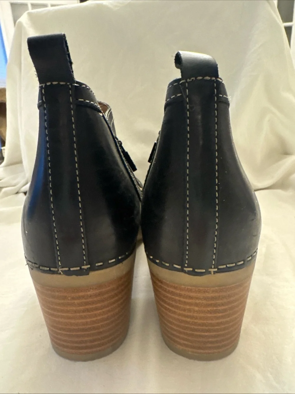 Dansko Harlene Black Leather Ankle Booties Zipper Womens 40 Boho Comfort EUC